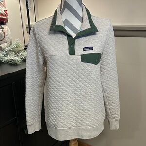 PATAGONIA Women’s Quilt Organic Cotton Snap-T Pullover, Small, Birch White/Green